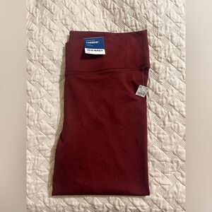 Old Navy Maroon Extra High-Rise Leggings